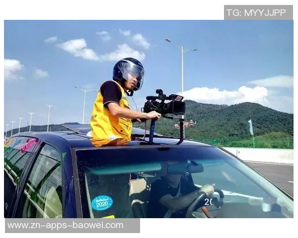 克莱坚韧不拔面对挑战身体疲惫却坚定展现职业精神